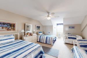 Ένα ή περισσότερα κρεβάτια σε δωμάτιο στο Bethany Bay --- 37190 Harbor Dr #3006 +35 φωτογραφίες