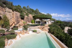 Πισίνα στο ή κοντά στο Stone House