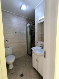 Ένα μπάνιο στο 2 bedroom flat in Balchik