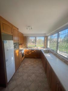 Kuchyň nebo kuchyňský kout v ubytování Mulberry house Nea makri