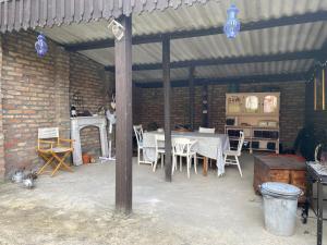 Un patio o zona al aire libre en Back to Basic
