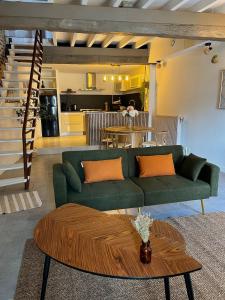Χώρος καθιστικού στο Maison de charme bourg médiéval +3 φωτογραφίες