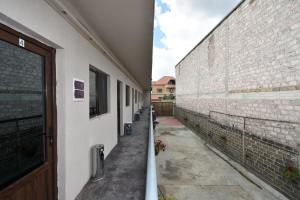 Φωτογραφία από το άλμπουμ του Runway Rooms σε Aghk'ilisa +19 φωτογραφίες