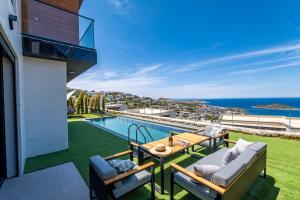 Bazén v ubytování BoVilla Hotel Sentio Yalıkavak nebo v jeho okolí