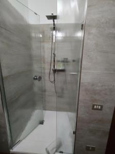 Koupelna v ubytování Verona Relax & Stay ROOMS + 37 fotografií