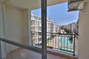 Πισίνα στο ή κοντά στο Apartament Casa del Sol no 115