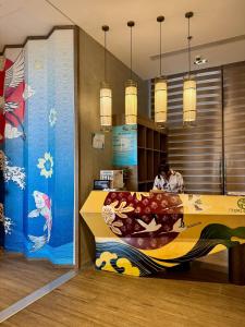 Φαγητό σε αυτό το διαμέρισμα ή κάπου εκεί κοντά