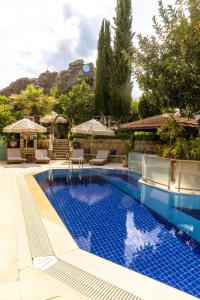Bazén v ubytování The Aegean Gate Hotel nebo v jeho okolí