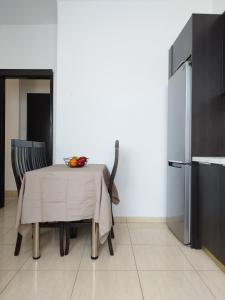 Kuchyňa alebo kuchynka v ubytovaní Iris Room