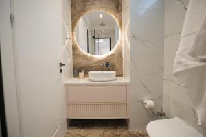 Gallery image of Palmera Vip Villa in Sarandë +6 photos