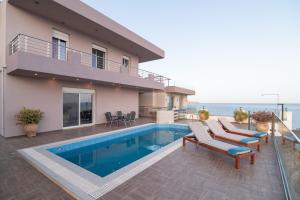 Φωτογραφία από το άλμπουμ του Villa Paradise σε Andiskárion