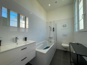 Ένα μπάνιο στο Echappée Paimpolaise