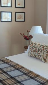 Gallery image of The Cooper's Inn in Shelburne