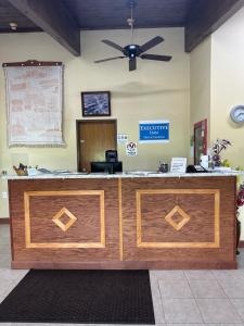 Φωτογραφία από το άλμπουμ του Executive Inn σε Zanesville +5 φωτογραφίες