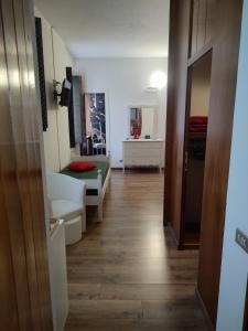 TV a/nebo společenská místnost v ubytování Verona Relax & Stay ROOMS
