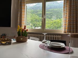 Una imagen general de la montaña o una montaña tomada desde la casa de vacaciones