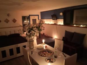 Nápoje v ubytování Mondello Room + 37 fotografií