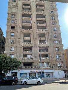 Το κτήριο όπου στεγάζεται  το διαμέρισμα +207 φωτογραφίες