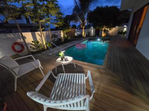Piscina di Carlos Villa Poolside o nelle vicinanze