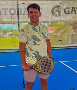 Tenis a/nebo squash v ubytování Hotel Plaza nebo okolí