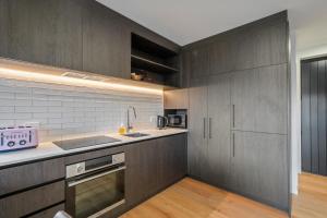 Nhà bếp/bếp nhỏ tại Magic on Rowley