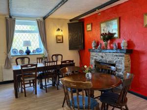 Galeriebild der Unterkunft The Cottage Inn in Llandeilo