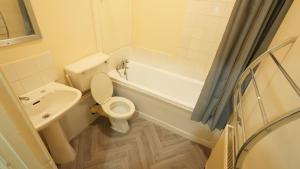 Koupelna v ubytování 1 Bed Apartments - Oakroyd Villas
