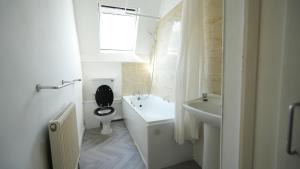 Koupelna v ubytování 1 Bed Apartments - Oakroyd Villas