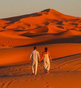 Hosté ubytování Merzouga Best Luxury Camp