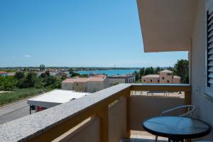 Balkón nebo terasa v ubytování Apartment Vrsi - Mulo 3276a