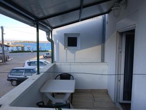 Fotografie z fotogalerie ubytování Apartments by the sea Tkon, Pasman - 17360 v destinaci Tkon