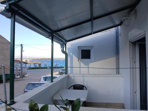 Fotografie z fotogalerie ubytování Apartments by the sea Tkon, Pasman - 17360 v destinaci Tkon