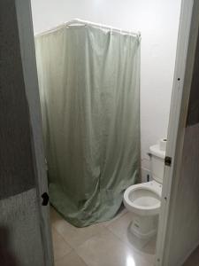 Koupelna v ubytování casa particular amueblada