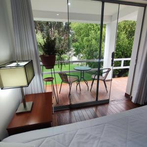 En balkon eller terrasse på Balcones del Río Calca Casa de campo