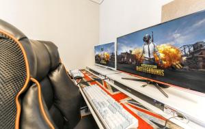 TV a/nebo společenská místnost v ubytování Joy Hotel