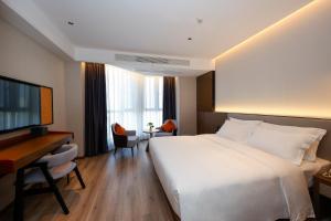 Gallery image of Lotus Hotel 荷花酒店 in Qingpu