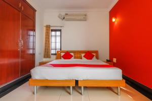תמונה מהגלריה של Collection O Emara Grand Hotel בבנגלור