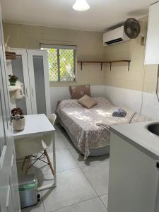 Kuchyň nebo kuchyňský kout v ubytování Cosy room tropical garden