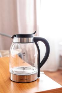 Comodidades para preparar café e chá em Villa ENTO HotelWestEnd