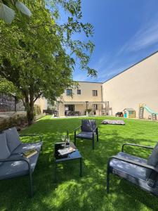 Κήπος έξω από το Villa moderne 120m2 avec bain nordique