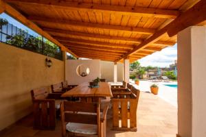 Fotografie z fotogalerie ubytování Božini dvori- Villa with Pool, Sauna , Jacuzzi and Tennis Court v destinaci Biograd na Moru