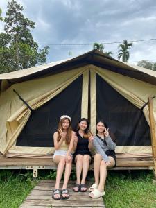Hosté ubytování Canopy Villa Glamping Park