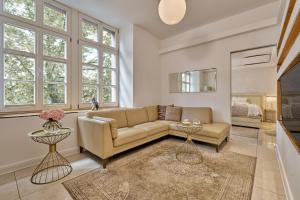 Ein Sitzbereich in der Unterkunft Boutique Suites and Residences Heidelberg- Alte Zigarrenmanufaktur