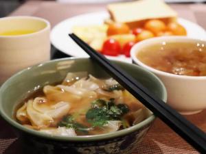 酒店内部或周边提供的食物