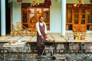 Gæster der bor på Rainbow Cottage 3BR Villa Nainital hills Cook