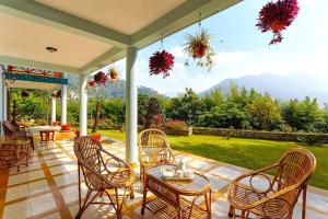 En generel udsigt til bjerge eller udsigt til bjerge taget fra villaen