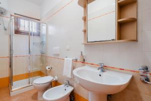 Koupelna v ubytování Villa Divina + 35 fotografií