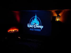 a tv screen with the disney pictures logo on it at Studio Cinéma -Hypercentre- Spacieux, calme et connecté in Auxerre