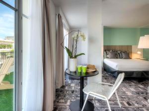 Zona d'estar a Ibis Styles Nice Centre Gare