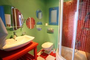 Vannituba majutusasutuses Su Hotel - Bodrum